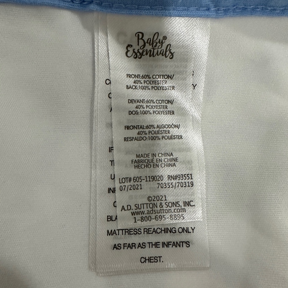 Baby Essentials Milestone Blanket - Picture 5 of 5